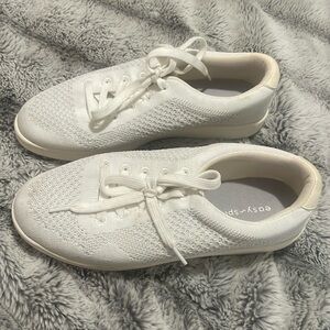 Easy Spirit shoe size 5